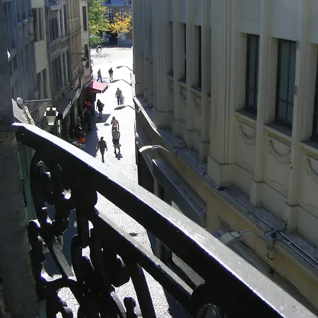 Amosa Centre Gerardrie 17 *