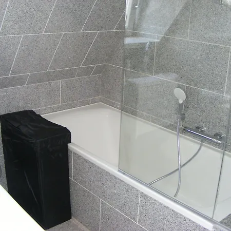 Amosa Centre Gerardrie 17