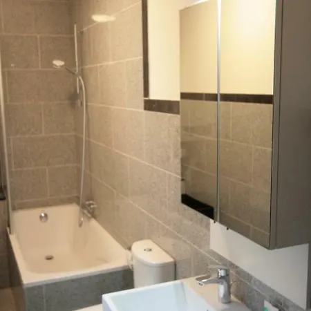 Amosa Centre Gerardrie 17 Apartment *